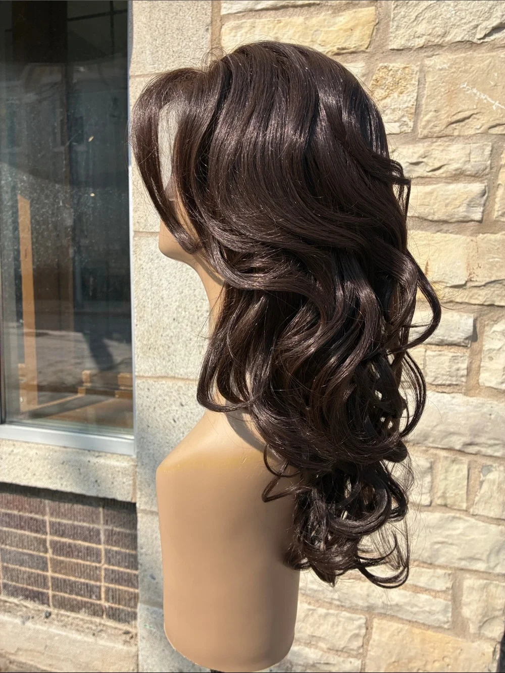 Women's Medium Dark Brown Wavy Wig